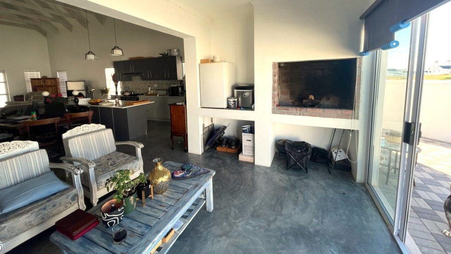 3 Bedroom Property for Sale in Lampiesbaai Western Cape